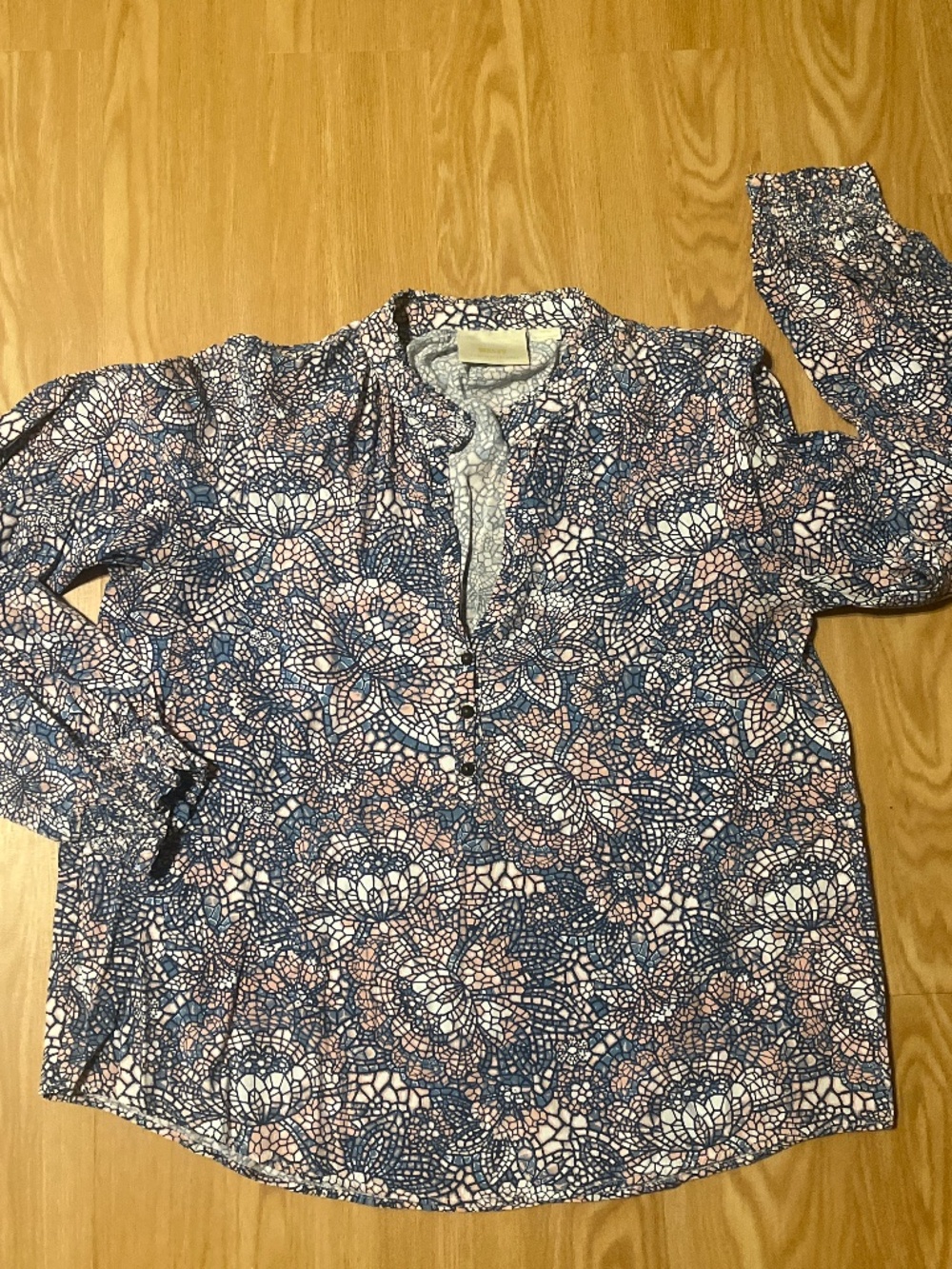 Anthropologie Maeve Blue/Pink Mosaic Blouse, size Medium